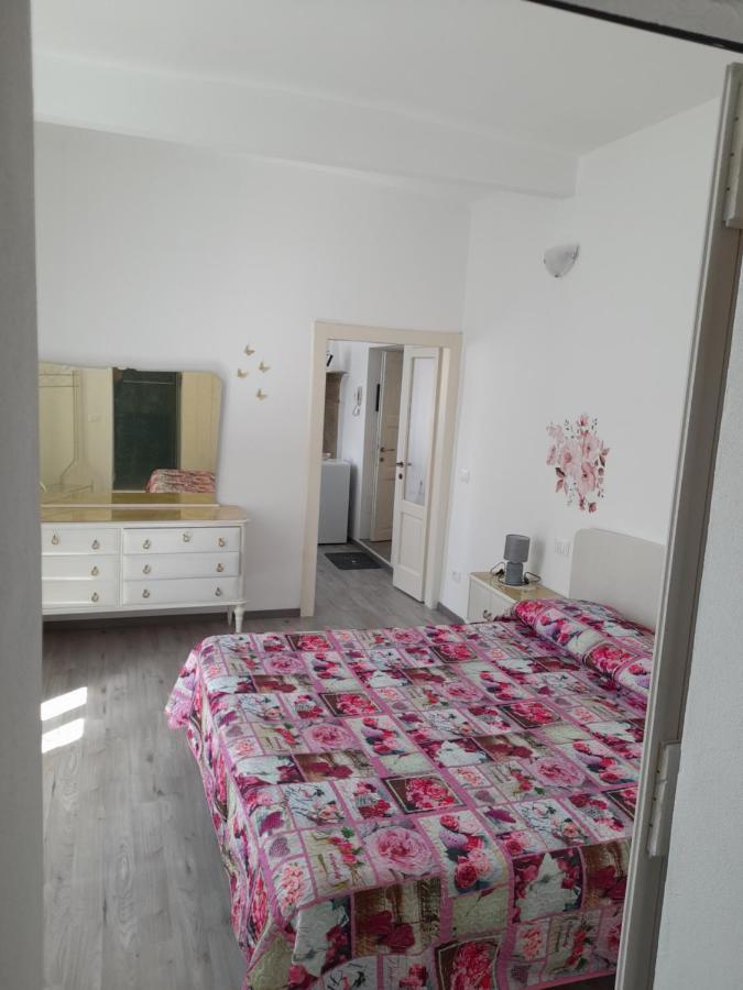 Lescen White Residence - Swimming Pool Lezzeno Εξωτερικό φωτογραφία