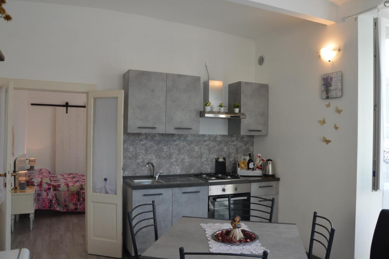 Lescen White Residence - Swimming Pool Lezzeno Εξωτερικό φωτογραφία