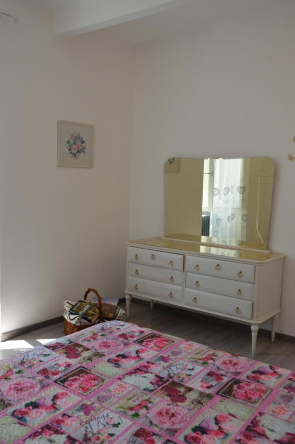 Lescen White Residence - Swimming Pool Lezzeno Εξωτερικό φωτογραφία
