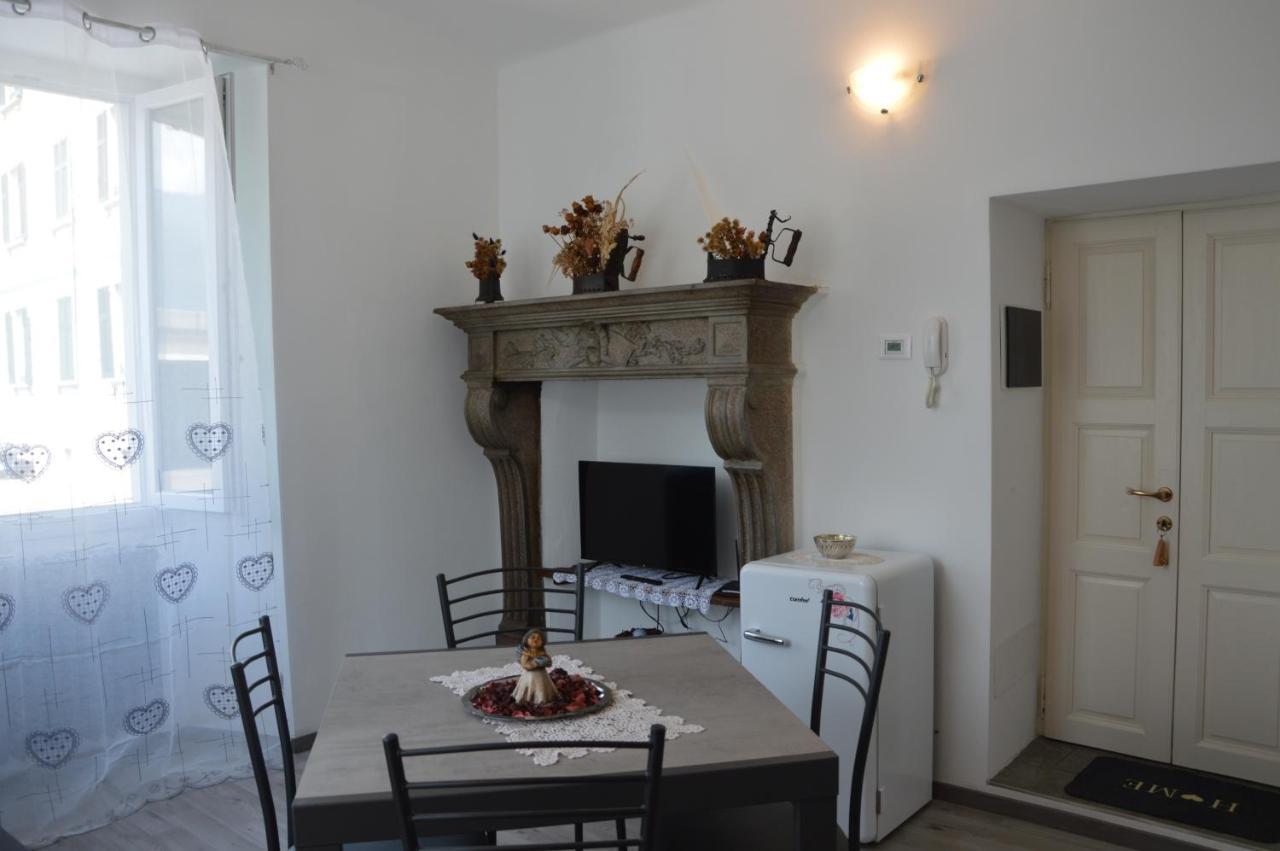 Lescen White Residence - Swimming Pool Lezzeno Εξωτερικό φωτογραφία