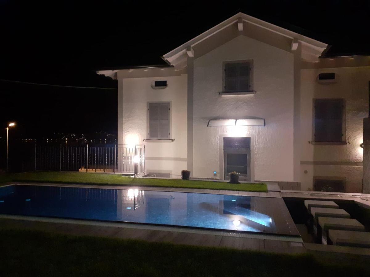 Lescen White Residence - Swimming Pool Lezzeno Εξωτερικό φωτογραφία
